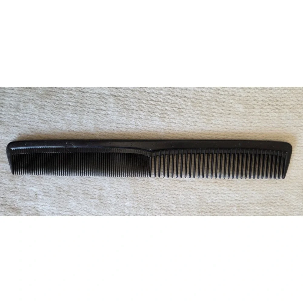 Vintage Combs (7) – Atlas, Goody, Titan, Tapex, Invincible, Manhattan, Styleader